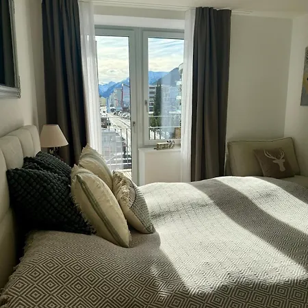 Apartment Brand New! 2 Bedrooms, 2 Bathrooms - Close To Everything! Davos